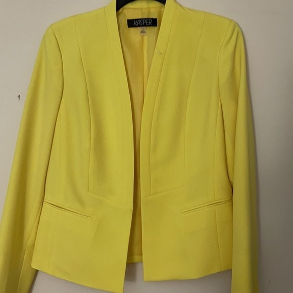 Jacket - Picture 2 of 10